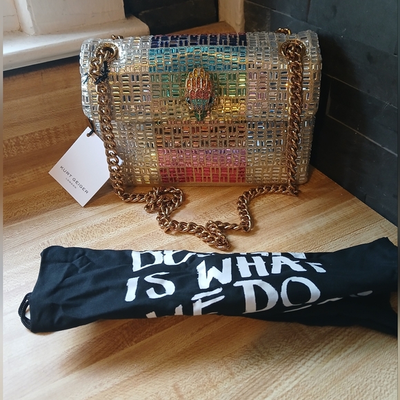 Kurt Geiger NWT Glass Stones Kensington W/ Extra Stones & Dustbag - Picture 2 of 13